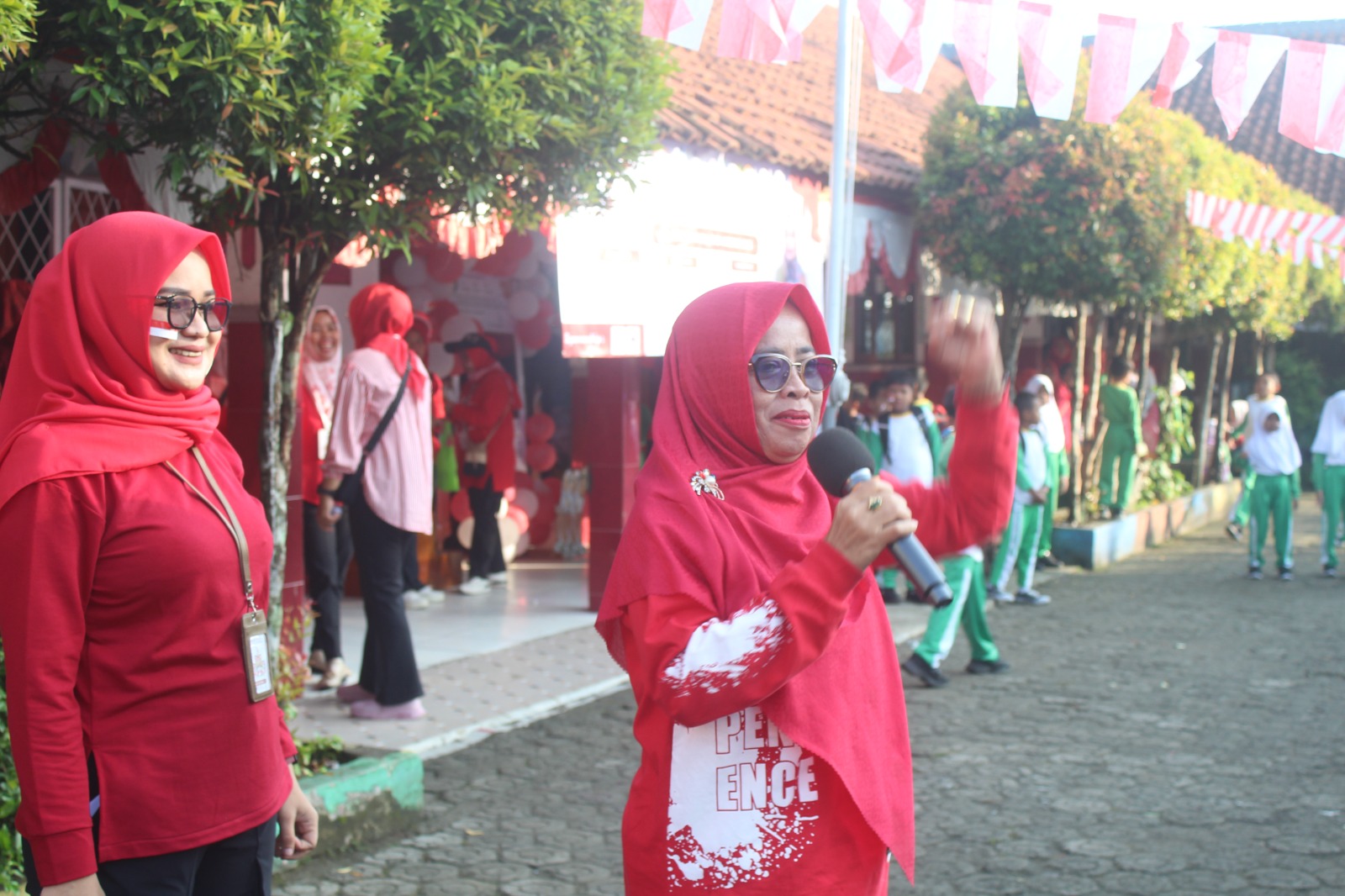 Peringatan HUT RI ke-80 di SDN 2 Muara Cijujung Timur Bersatu Berdaulat, Rakyat Sejahtera, Indonesia Maju