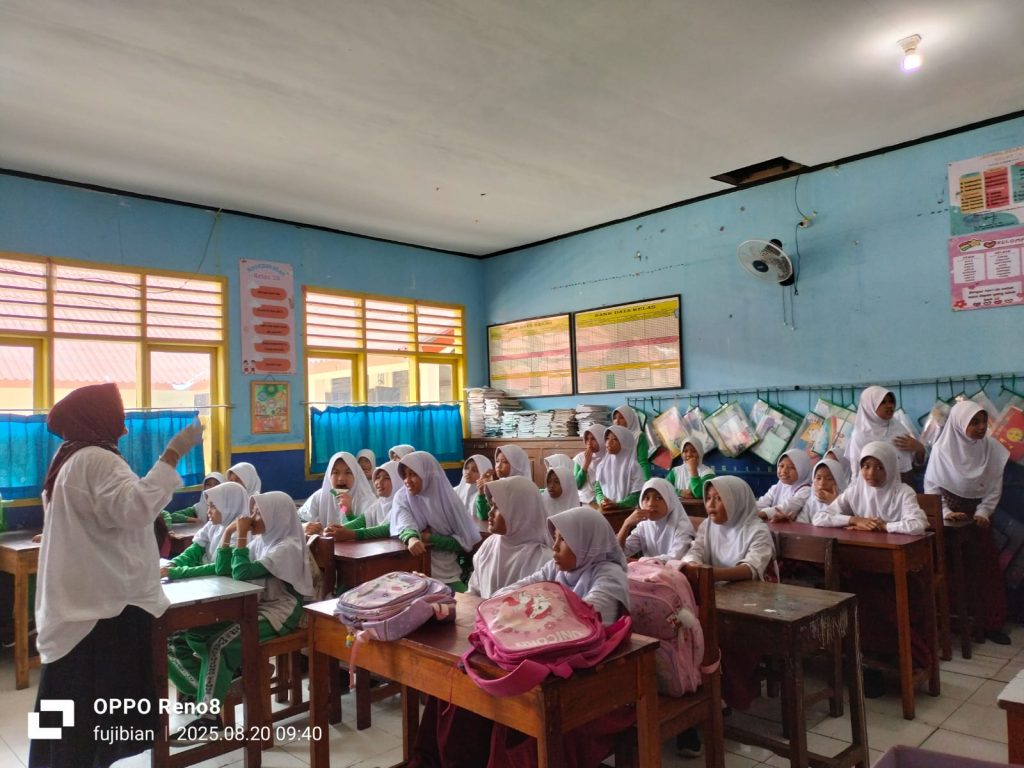Implementasi Kurikulum Merdeka di SDN 2 Muara Ciujung Timur: Revolusi Belajar yang Memerdekakan Bakat Siswa